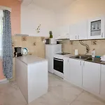Ella Apartman *