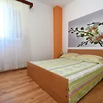 Apartament Ella