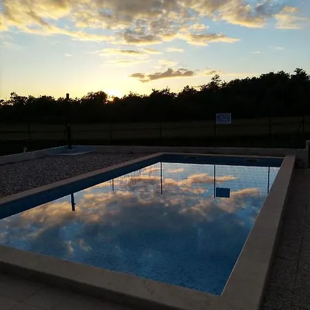 아파트 Ella 포레치