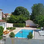 Ella Apartamento