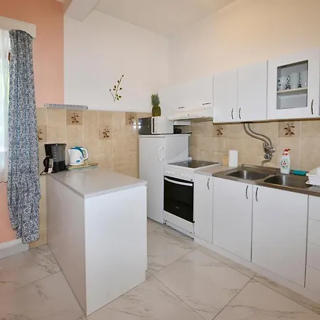 Ella Apartmán *