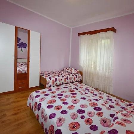 Apartment Ella Porec