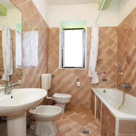 Apartment Ella
